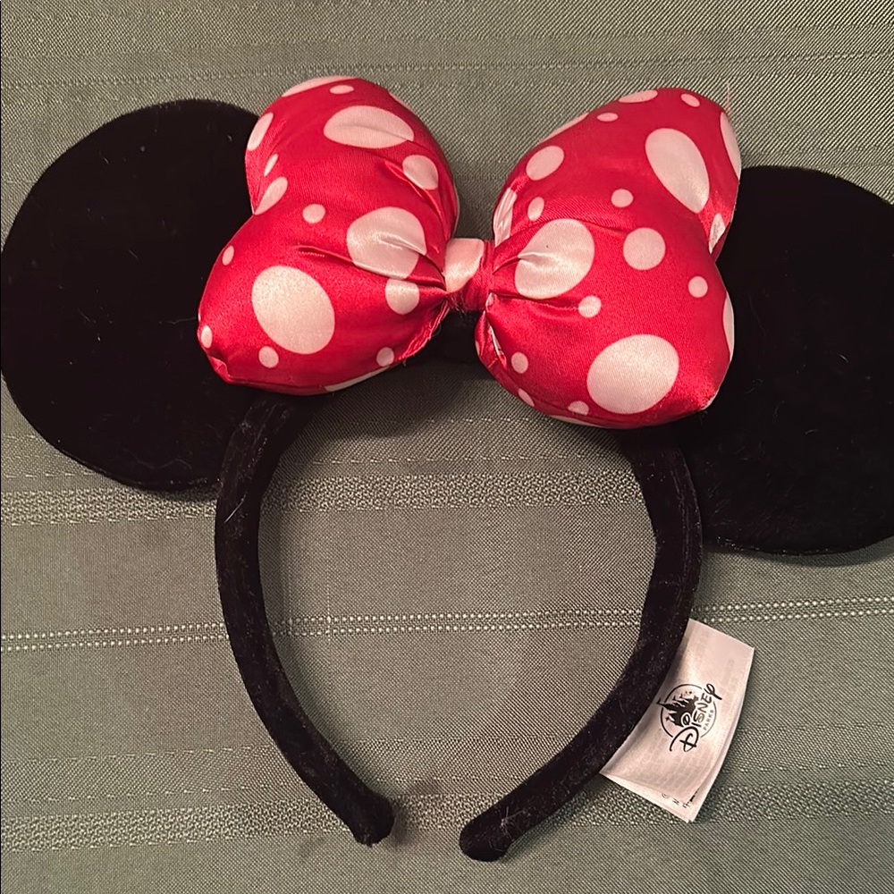 Set of 2 Disney Minnie Mouse Ears Headband sparkle pink and red and white dot